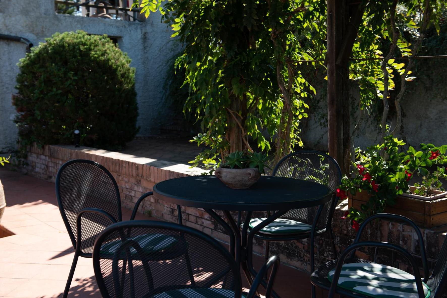 Agriturismo Il Colle Сиена Екстериор снимка