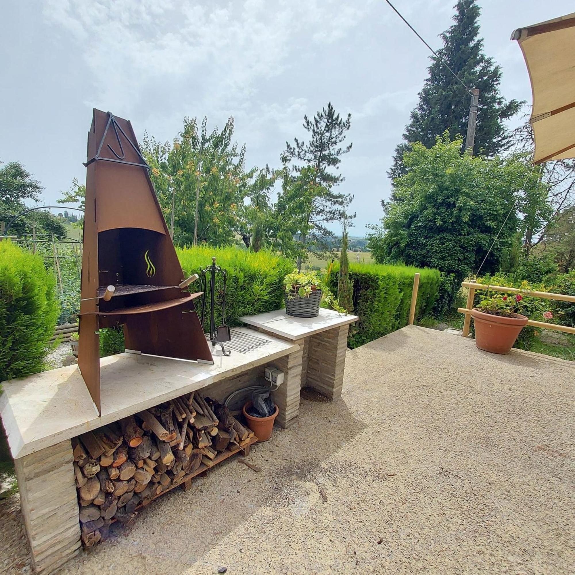 Agriturismo Il Colle Сиена Екстериор снимка