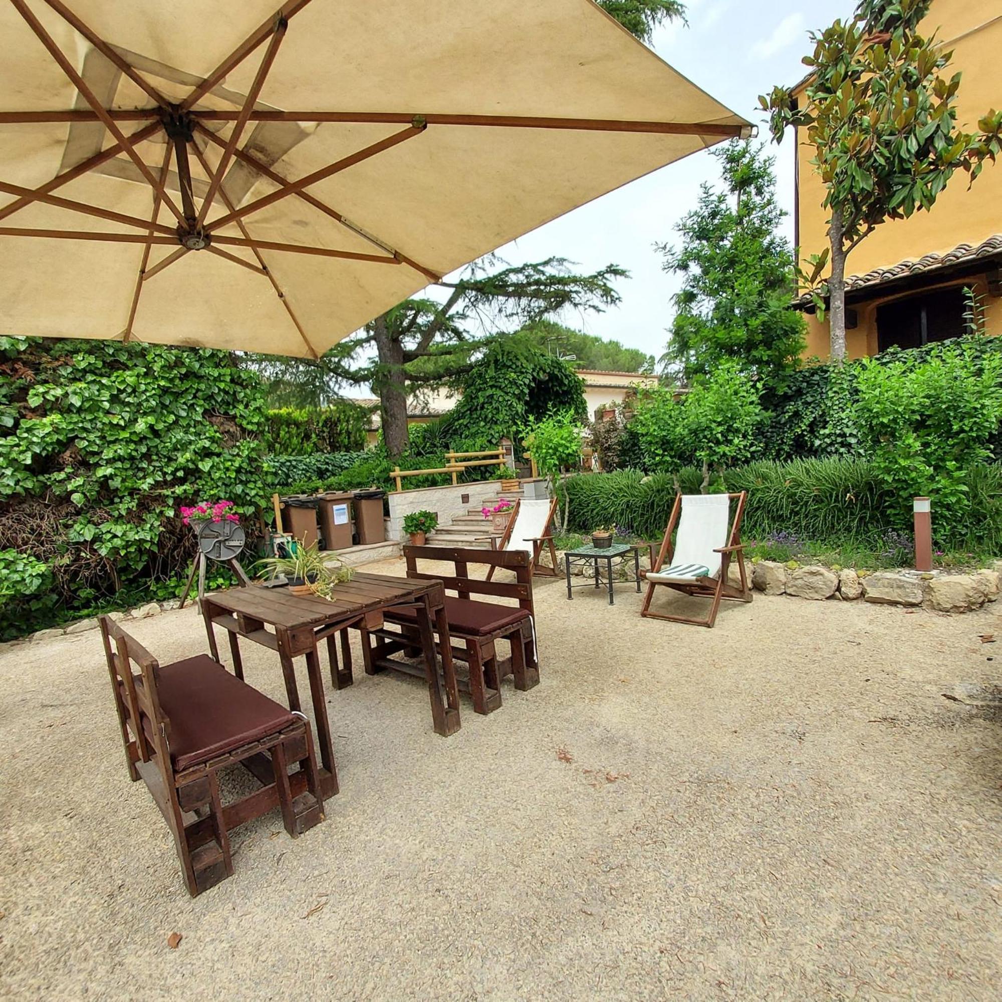 Agriturismo Il Colle Сиена Екстериор снимка