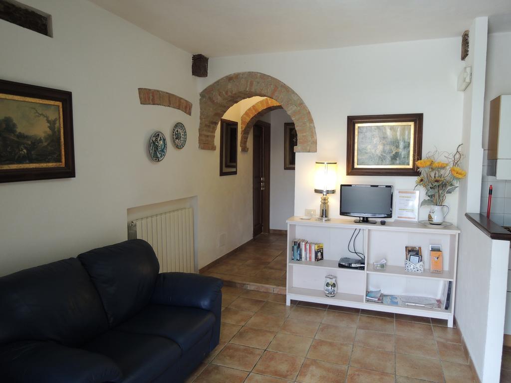 Agriturismo Il Colle Сиена Екстериор снимка