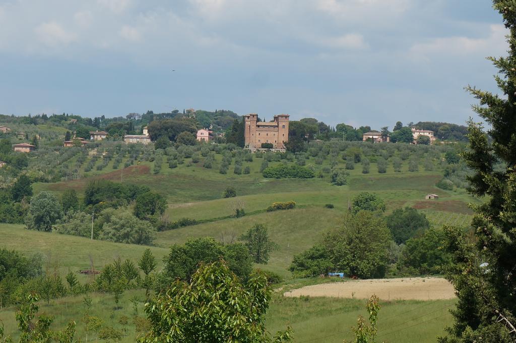 Agriturismo Il Colle Сиена Екстериор снимка